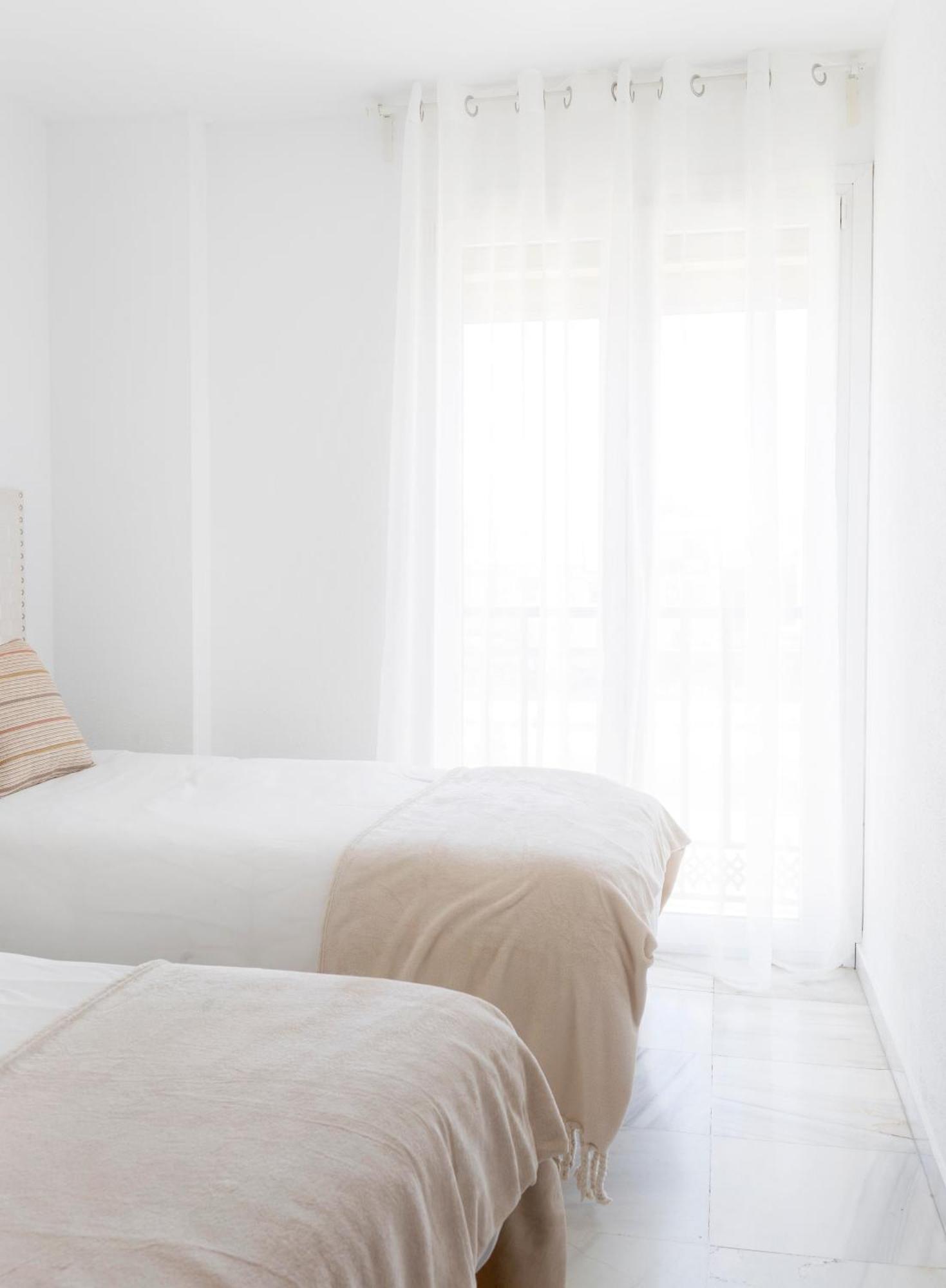 4Seasons Rosaleda Suitemalaga Bagian luar foto